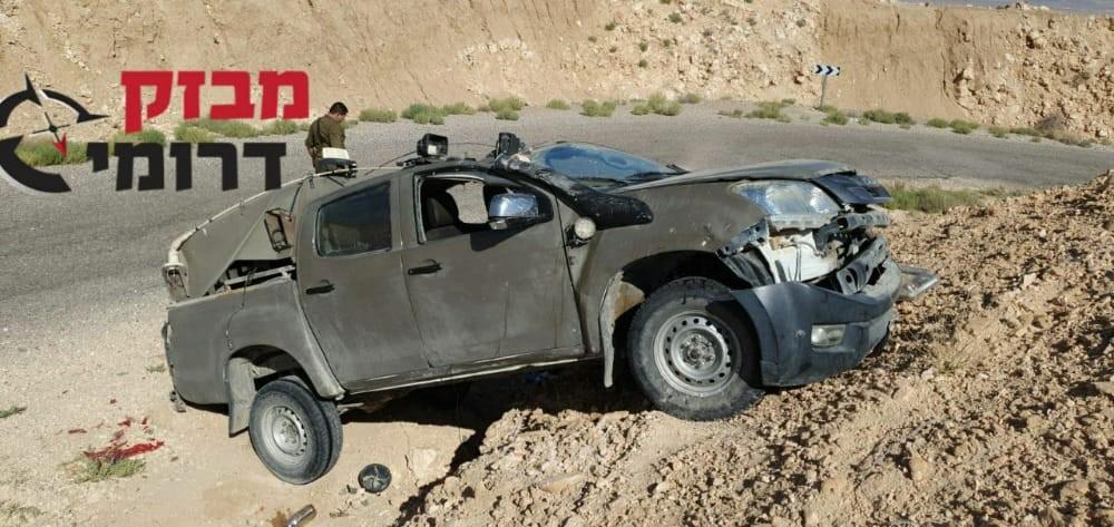جيش الإحتلال يعلن مقتل جندي وإصابة ضابط جراء انقلاب مركبة عسكرية