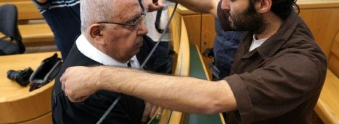 اسرائيل: لائحة اتهام ضد طبيب فلسطيني من 48 بتهمة نقل أموال لحماس