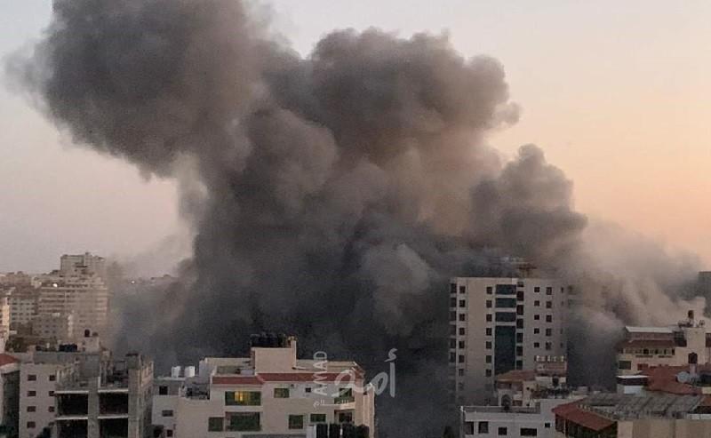في تطور خطير.. طائرات جيش الاحتلال تقصف برج هنادي غرب مدينة غزة - فيديو