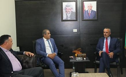 أبو دياك يتسلم ملاحظات نقابة الصحفيين حول قانون الحق في الحصول على المعلومات