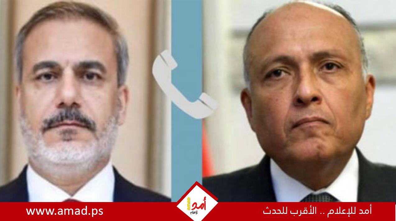 شكري يبحث هاتفيا مع فيدان عودة العلاقات بين مصر وتركيا وتبادل الزيارات على مختلف المستويات