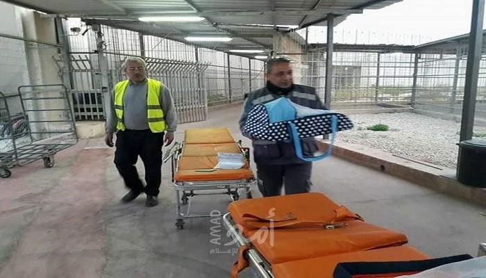 هآرتس: إسرائيل قررت تشديد القيود على حركة المرضى الغزيين
