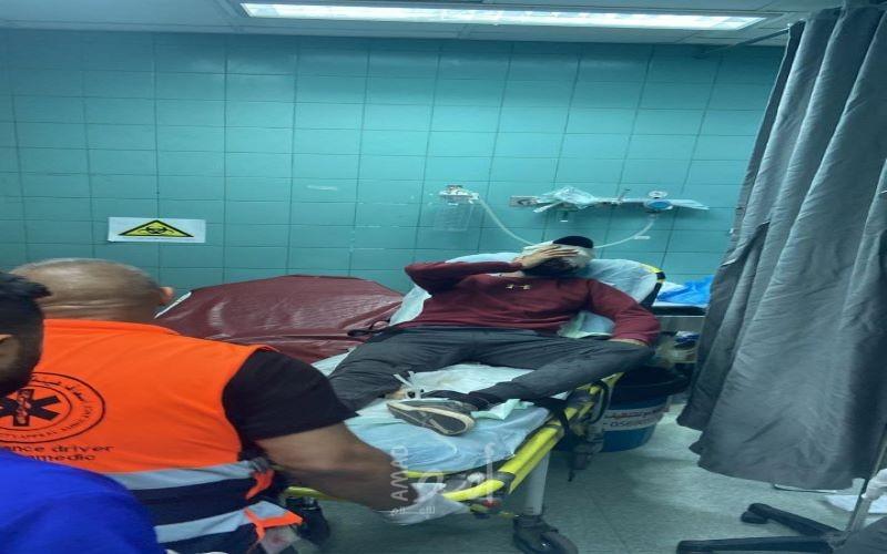 قوات الاحتلال تعتدي  على  شاب قرب  حاجز دوتان في جنين..فيديو