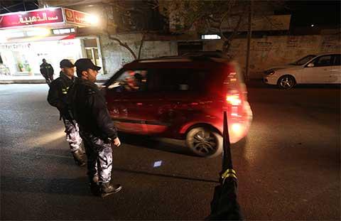 قوات الاحتلال تنصب حواجز عسكرية وتعيق تحركات المواطنين بجنين