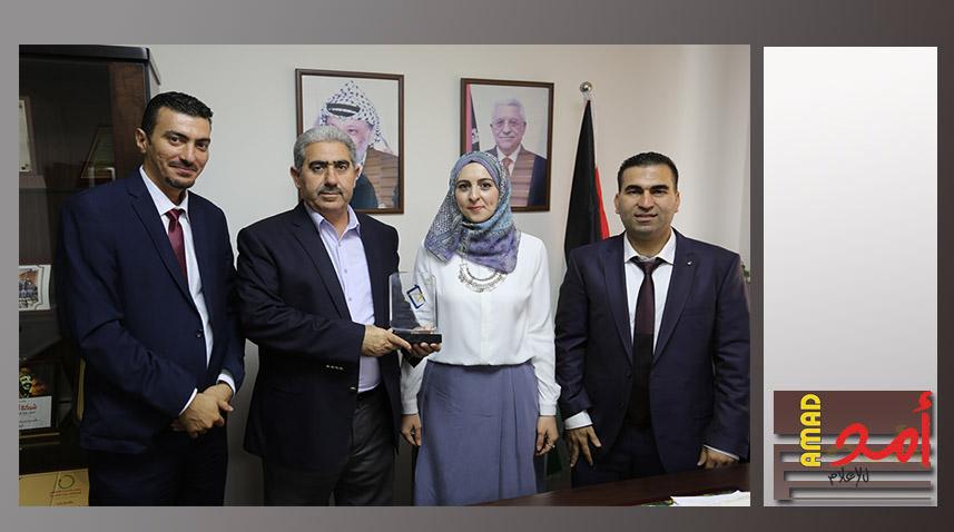 الحكم المحلي تحصل على جائزة المركز الثالث لأفضل تطبيق حكومي محمول