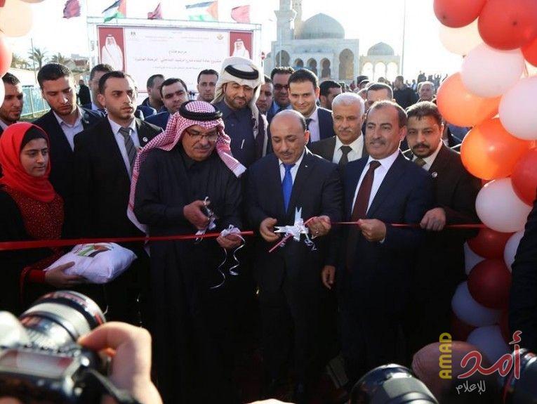 الحساينة والعمادي يفتتحان المرحلة العاشرة من مشروع "شارع الرشيد" بغزة