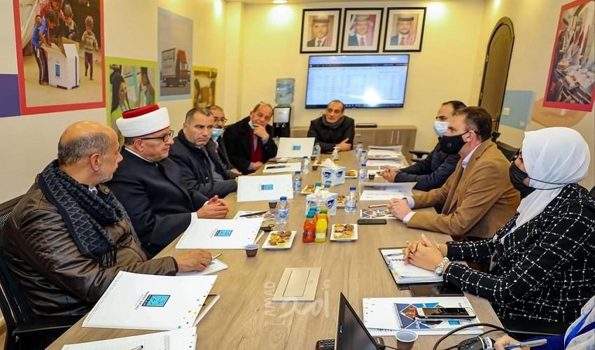 البكري يزور تكية أم علي الأردنية ويثمن دورها بدعم مشاريع صندوق الزكاة الفلسطيني