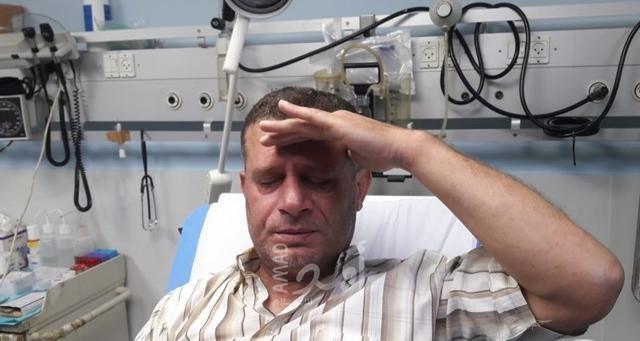مجهولون يعتدون على طبيب ويسرقون سيارته بالخليل