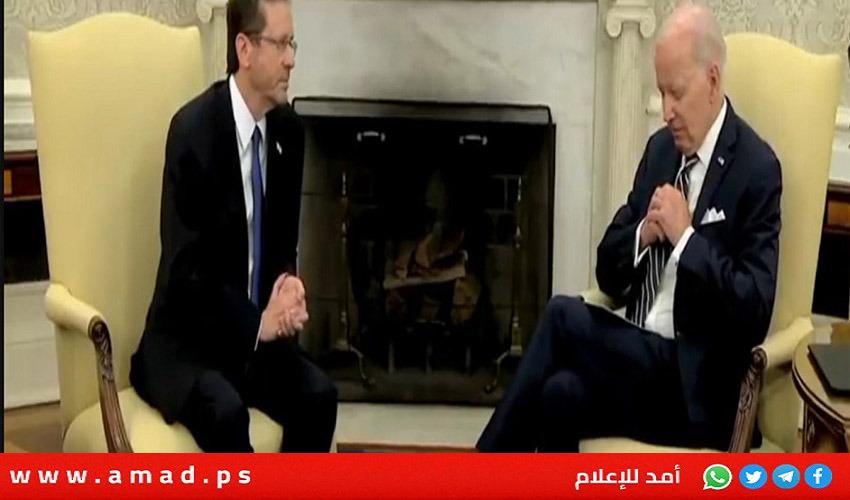 ضجة بسبب "نوم" بايدن خلال اجتماعه مع الرئيس الإسرائيلي- فيديو
