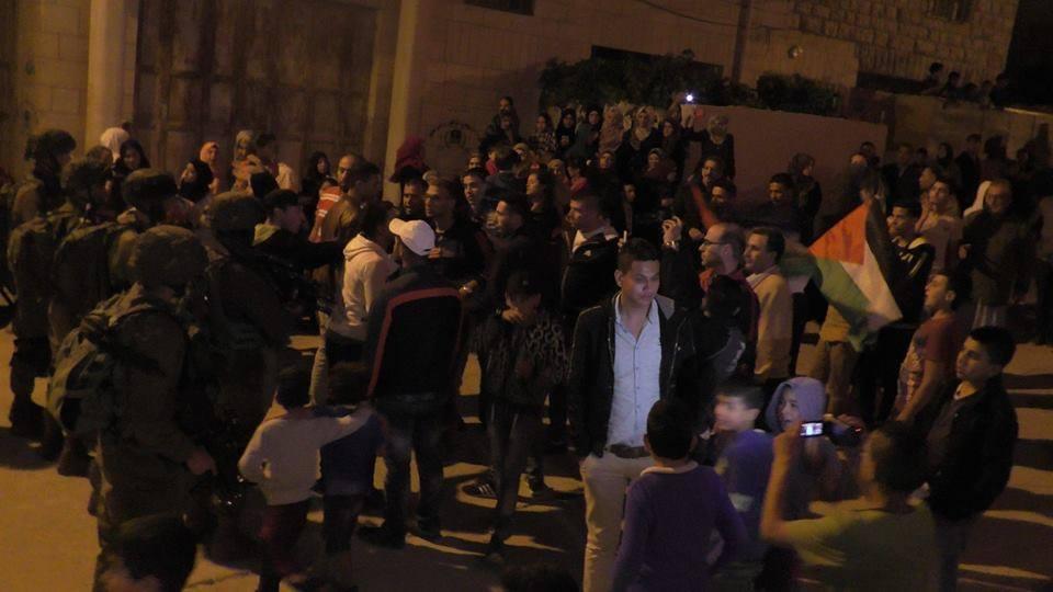 إصابة مستوطن جراء رشقه بالحجارة في الخليل