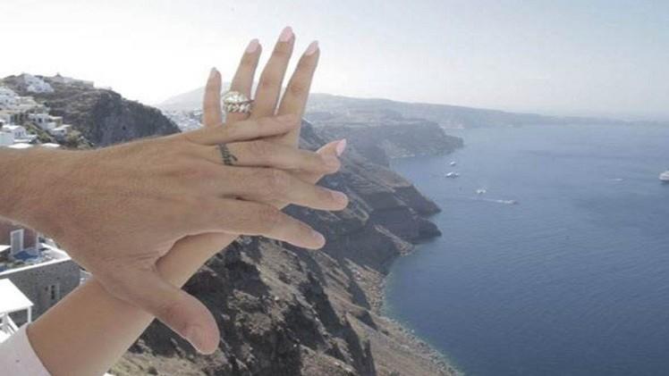 بعد نشرها صورة يده .. ميريام فارس تؤكد أنها زوجته