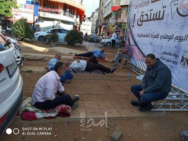 رام الله: الأسرى المحررون المضربون سيرتدون أكفانهم ويكتبون وصاياهم