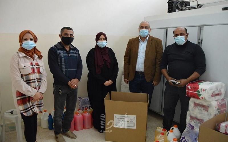 تنمية سلفيت تسلم مساعدات وأدوات صحية لمركز الدار البيضاء ولجمعية الوفاء لرعاية المسنين