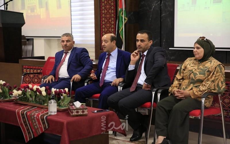 المدرسة الوطنية للإدارة تستقبل 60 طالباً من جامعة القدس في يوم دراسي