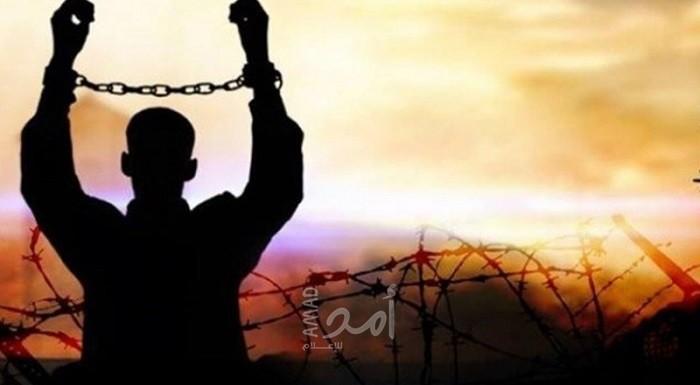 (3) أسرى يدخلون أعواماً جديدة في سجون الاحتلال