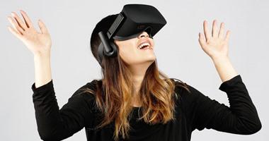 فقط فى هونج كونج.. يمكن الخروج فى موعد مع فتاة أحلامك باستخدام نظارات VR