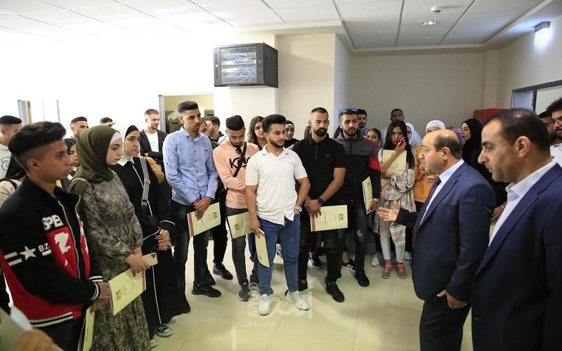 المدرسة الوطنية الفلسطينية للإدارة تستقبل  50 من طلبة الإدارة العامة بجامعة القدس