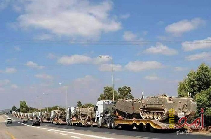 بالصور.. جيش الاحتلال يعزز من آلياته داخل السياج الفاصل شرق قطاع غزة
