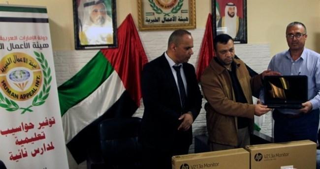 "هيئة الأعمال الخيرية الإماراتية" تقدم حواسيب تعليمية لمدارس في رام الله وجنين وقباطية