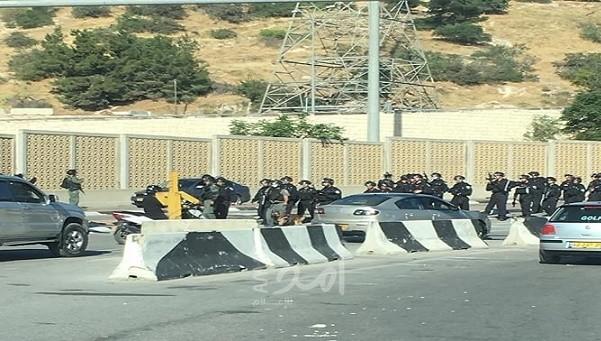 جيش الاحتلال يعيق حركة المواطنين جنوب غرب جنين