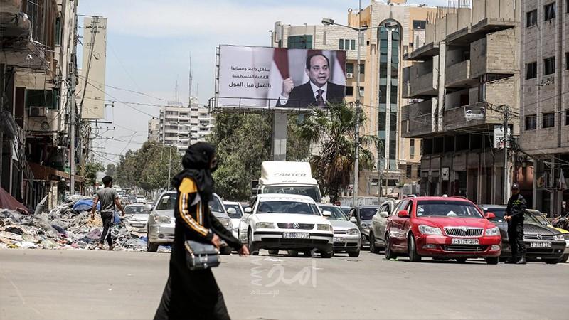 السيسي يوجه بسرعة إدخال معدات للمساهمة بإعادة إعمار غزة