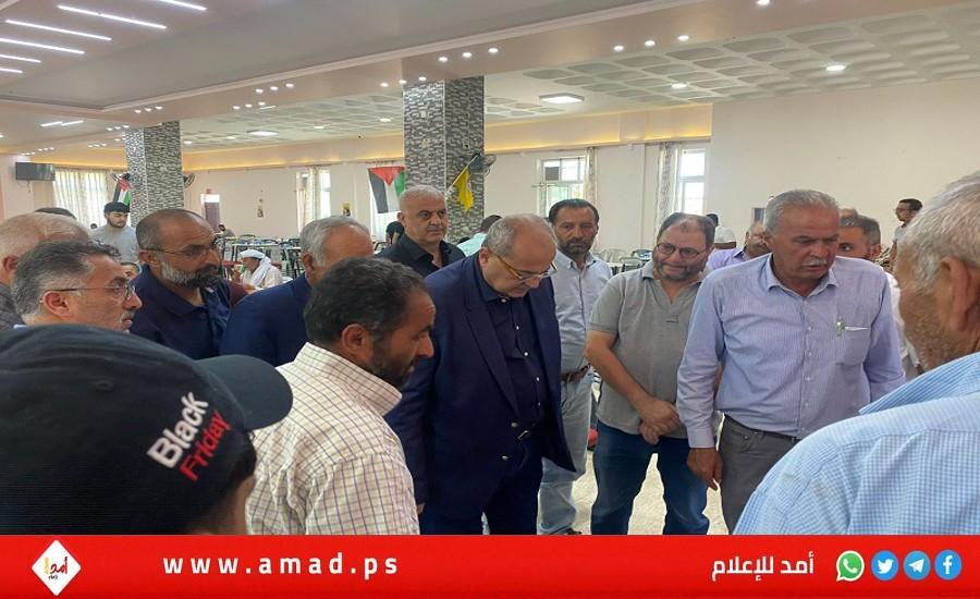 خلال زيارة ترمسعيا مع كسيف..الطيبي: حرق البلدة تم بحماية جيش الاحتلال