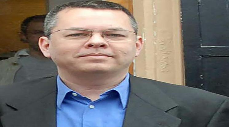 إطلاق سراح القس الأمريكي المحتجز في تركيا
