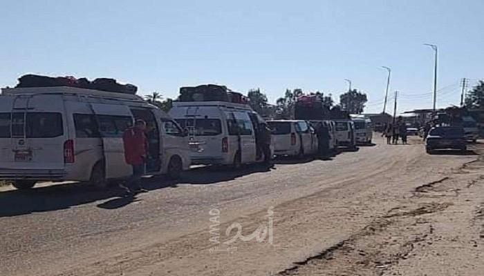 بالصور.. أعداد كبيرة من العالقين في مصر تنتظر الدخول إلى معبر رفح 