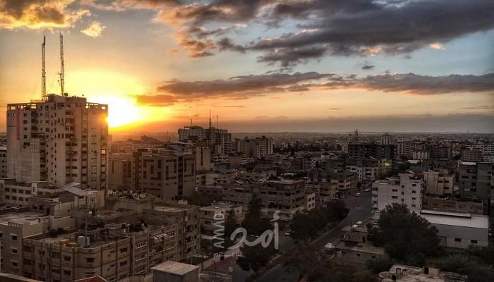 "هآرتس":  حماس تنجح بالحصول على "التسهيلات" إلى حين ...