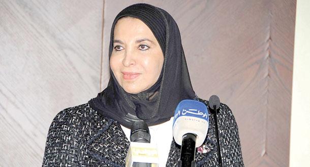 قصائد ”في البدء كانت الأنثى“ لسعاد الصباح بالفنلندية