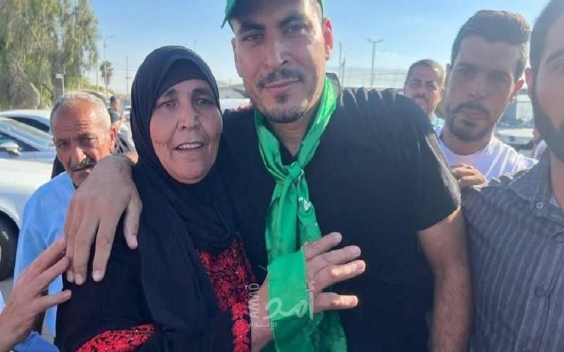 طوباس: الإفراج عن الأسير عارف بشارات بعد قضائه حكما بالسجن 21 عاما