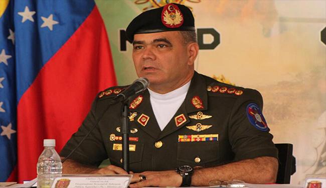 وزير دفاع فنزويلا "لوبيز": الجيش لن يعترف بزعيم المعارضة"غواديو "رئيسا للبلاد