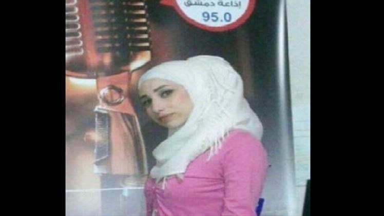 المذيعة بتول مخلص