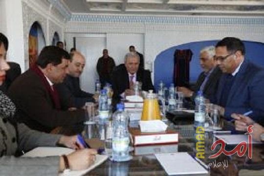 اللجنة الإدارية القانونية تجتمع في غزة