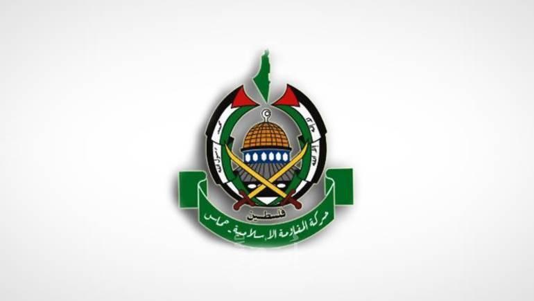 محامي يعلن براءته من حركة حماس ثم يعتذر بعد التهديد!