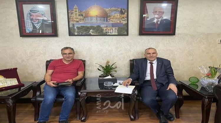 العلمي يُعلن مبادرة لدعم التعليم عن بُعد في مدارس المناطق المهمشة والنائية