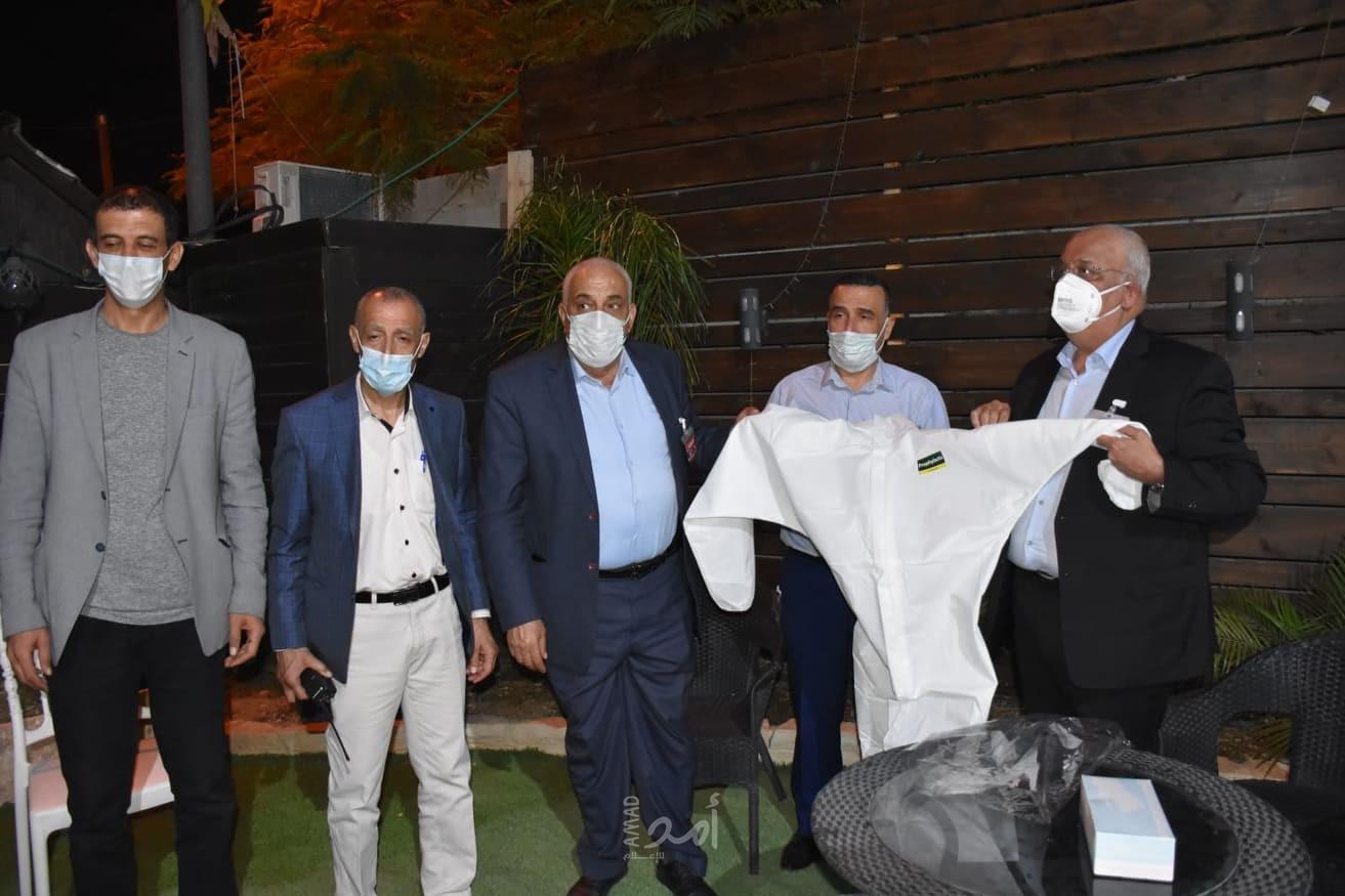 عريقات يطلق مبادرة "حماية الطبيب ورجل الأمن لحماية انفسنا"