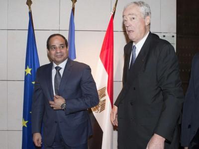 السيسي يدعو مجتمع الأعمال الفرنسي للمشاركة في مؤتمر مصر الاقتصادي