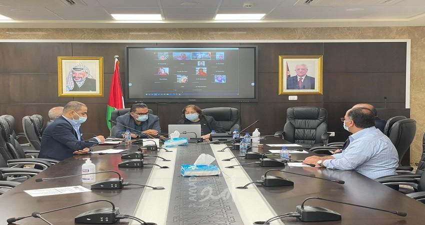 رام الله: لجنتا "الوبائيات واللقاحات" تبحثان مستجدات الحالة الوبائية