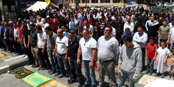 المواطنين يؤدون صلاة الاستسقاء في محافظة جنين