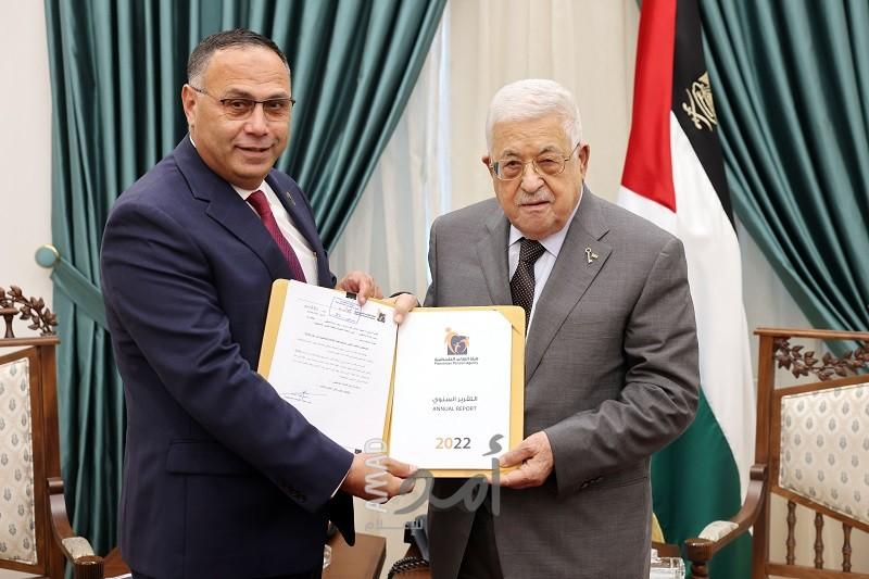 الرئيس يتسلم التقارير  السنوي لعدد من  الهيئات الفلسطينية