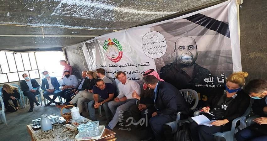 عائلة نزار بنات طالبت الاتحاد الأوروبي بوقف الدعم المالي للسلطة الفلسطينية