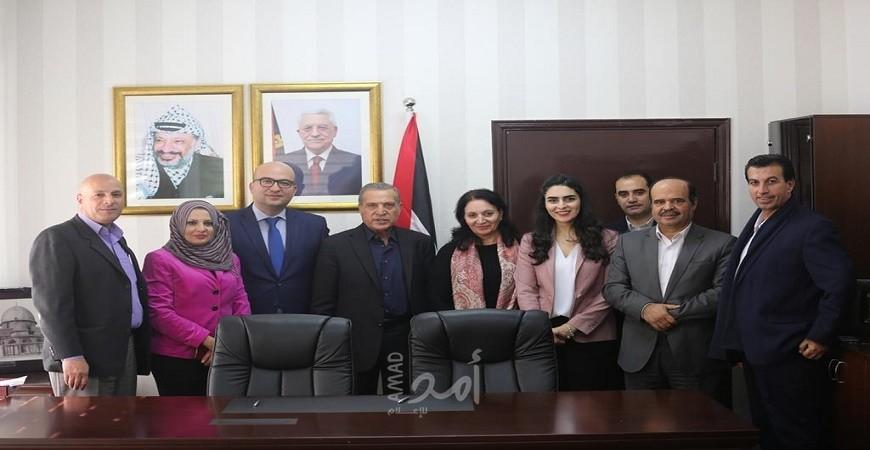 وزارتا "الإعلام" و"شؤون القدس" توقعان اتفاقية تعاون لتسليط الضوء على واقع القدس
