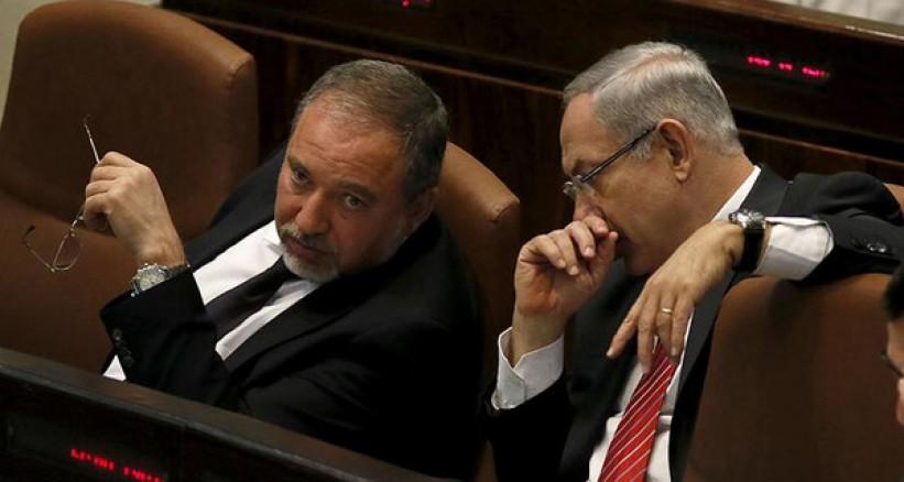 ليبرمان: حكومة نتنياهو "انهزامية".. وسياستها "دجل"