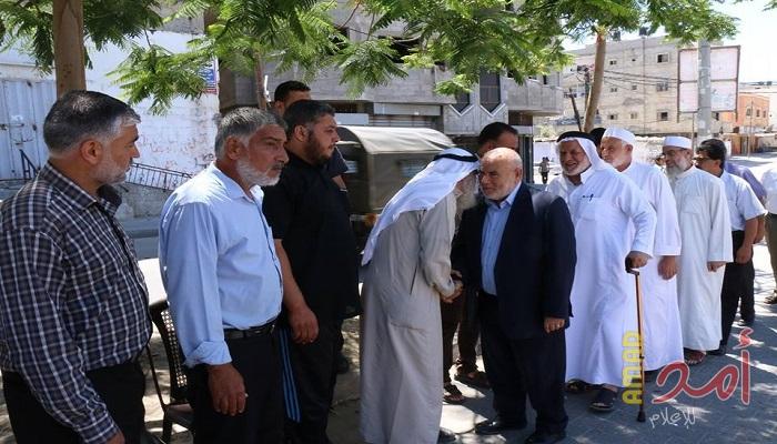 وفد برلماني برئاسة د. بحر يقدم واجب العزاء بشهيدي مسيرة العودة