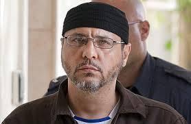 جيش الاحتلال ينقل الأسير عبد الله البرغوثي للعزل الانفرادي