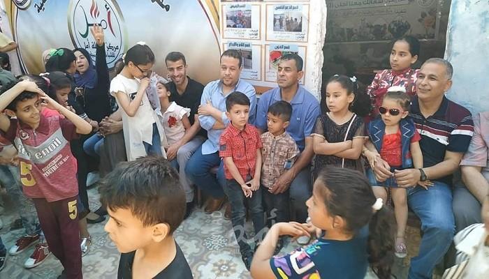 لجنة لاجئي منطقة النور تقيم يوم ترفيهى للأطفال بخان يونس