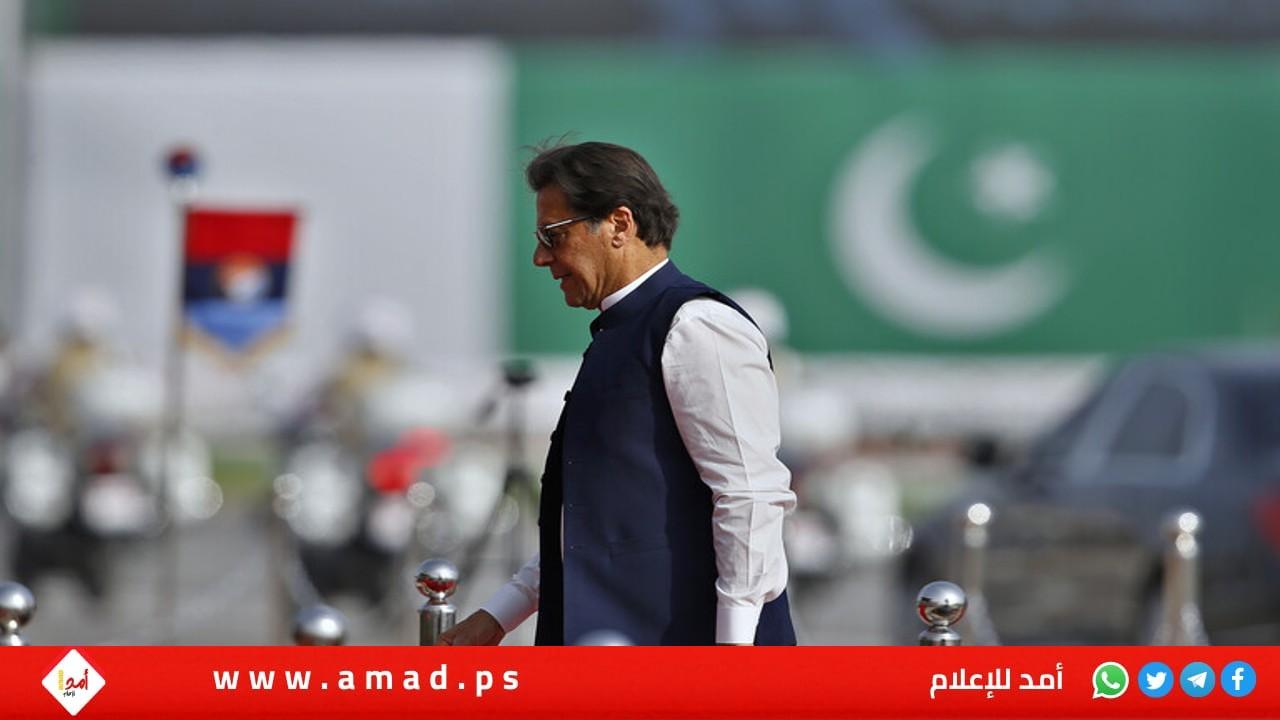 محام: عمران خان محتجز في زنزانة صغيرة وقذرة