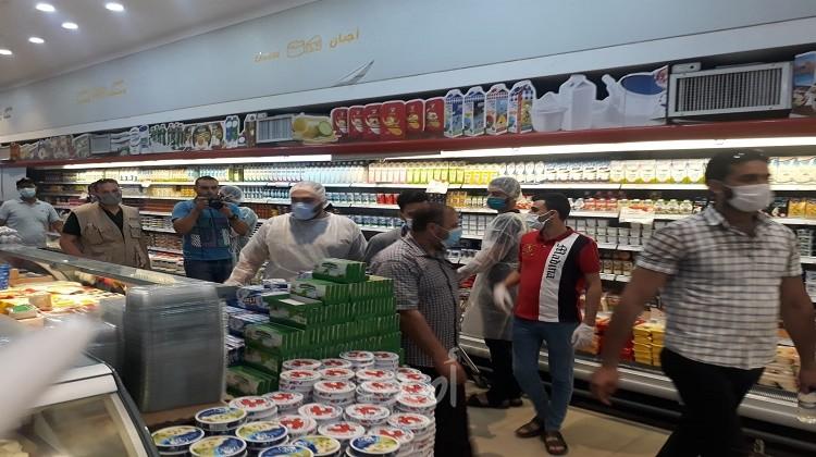 اقتصاد حماس يحرر 12 محضر ضبط لبضائع فاسدة