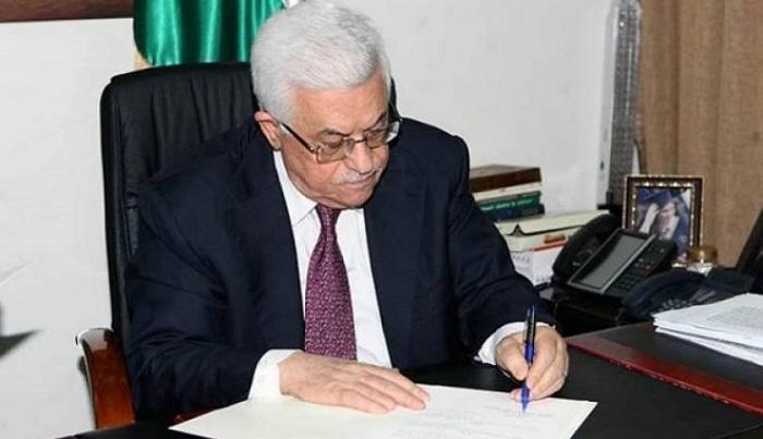 عباس يجري اتصالات مكثفة لوقف التصعيد الإسرائيلي على قطاع غزة